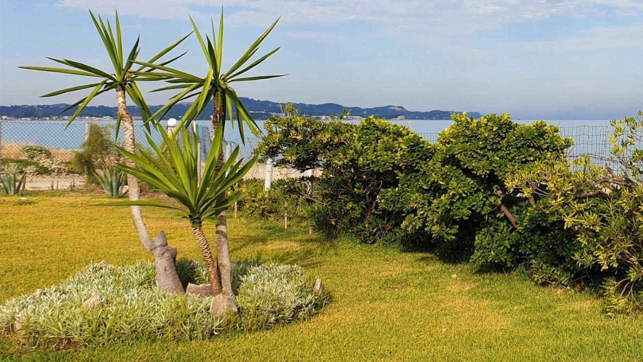 Dalas Beach House Almiros Beach Eksteriør billede